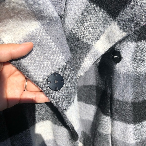 A New Day Plaid Coat - Picture 7 of 8